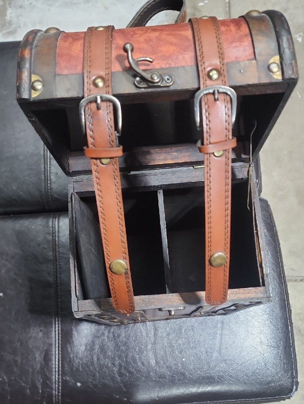 Vintage-Style Brown Faux Leather Treasure Chest Trunk - Picture 7 of 8